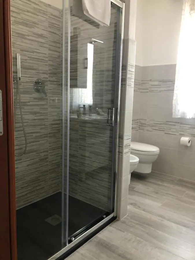 Affittacamere Su Caboni トルトリ